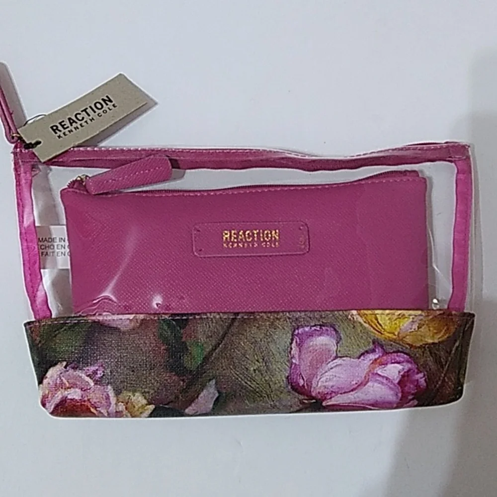 Reaction Kenneth Cole 2 Piece Cosmetic Bags
